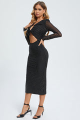 Stellar Night Maxi Dress – Nahaufnahme Ausschnitt mit Glitzersteinen