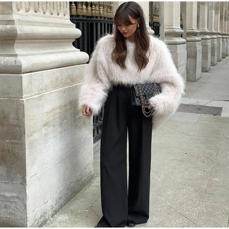 Zachte faux fur sweater in cropped design - Stijlvol en warm