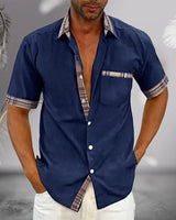 Donkerblauw zomeroverhemd met knoopsluiting en kraag
