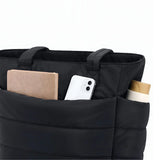 Nimbus Carry Puffer Tote – stijlvolle zwarte tas voor werk en school.