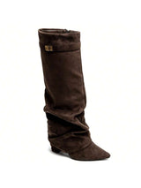 Marzella Slouch Boots in Braun