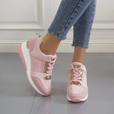 Talaine Nanti Sneaker mit atmungsaktivem Material gezeigt