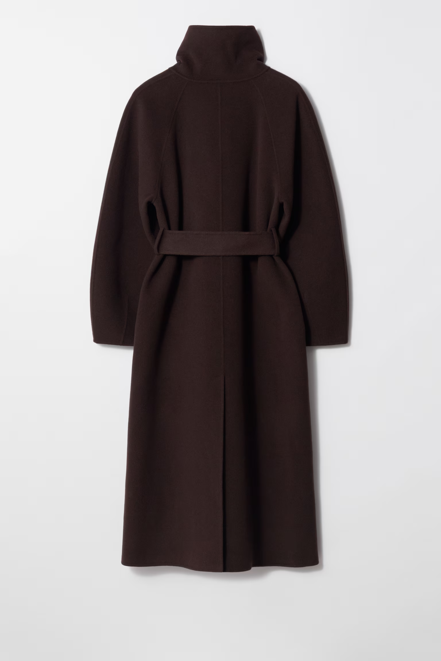 seitliche ansicht damen mantel mit knopfleiste