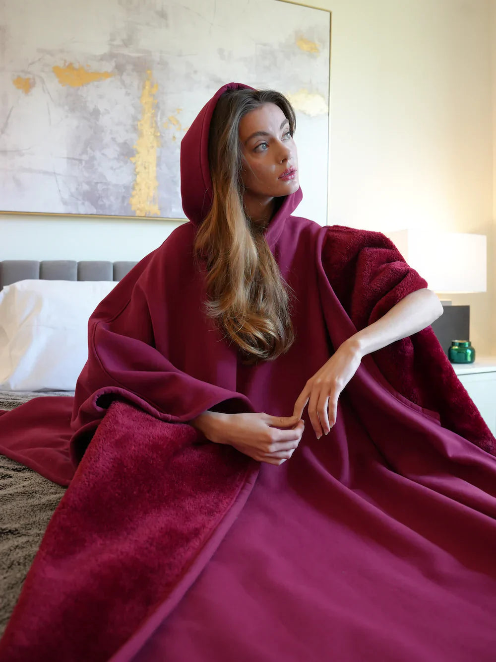 Eden Hoodie Blanket in Rot mit Oversize Passform
