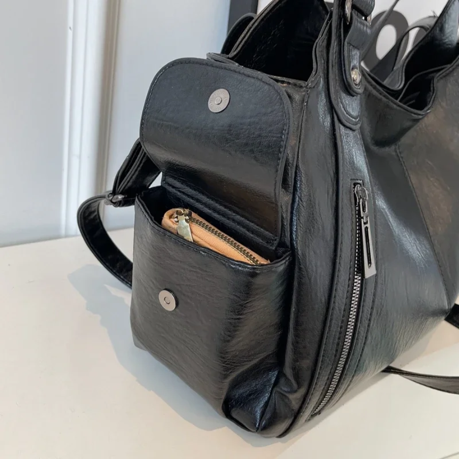 Amber | Stilvolle Schultertasche aus veganem Leder mit Crossbody-Option