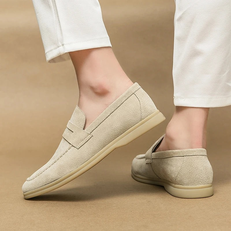 stijlvolle instappers voor mannen in beige suède
