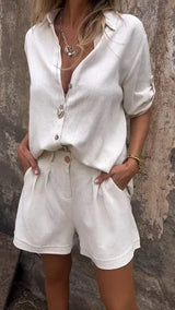 Witte linnen set met blouse en shorts voor dames
