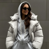 Karevia | Gepolsterte Damenjacke mit Kapuze & Oversized Fit