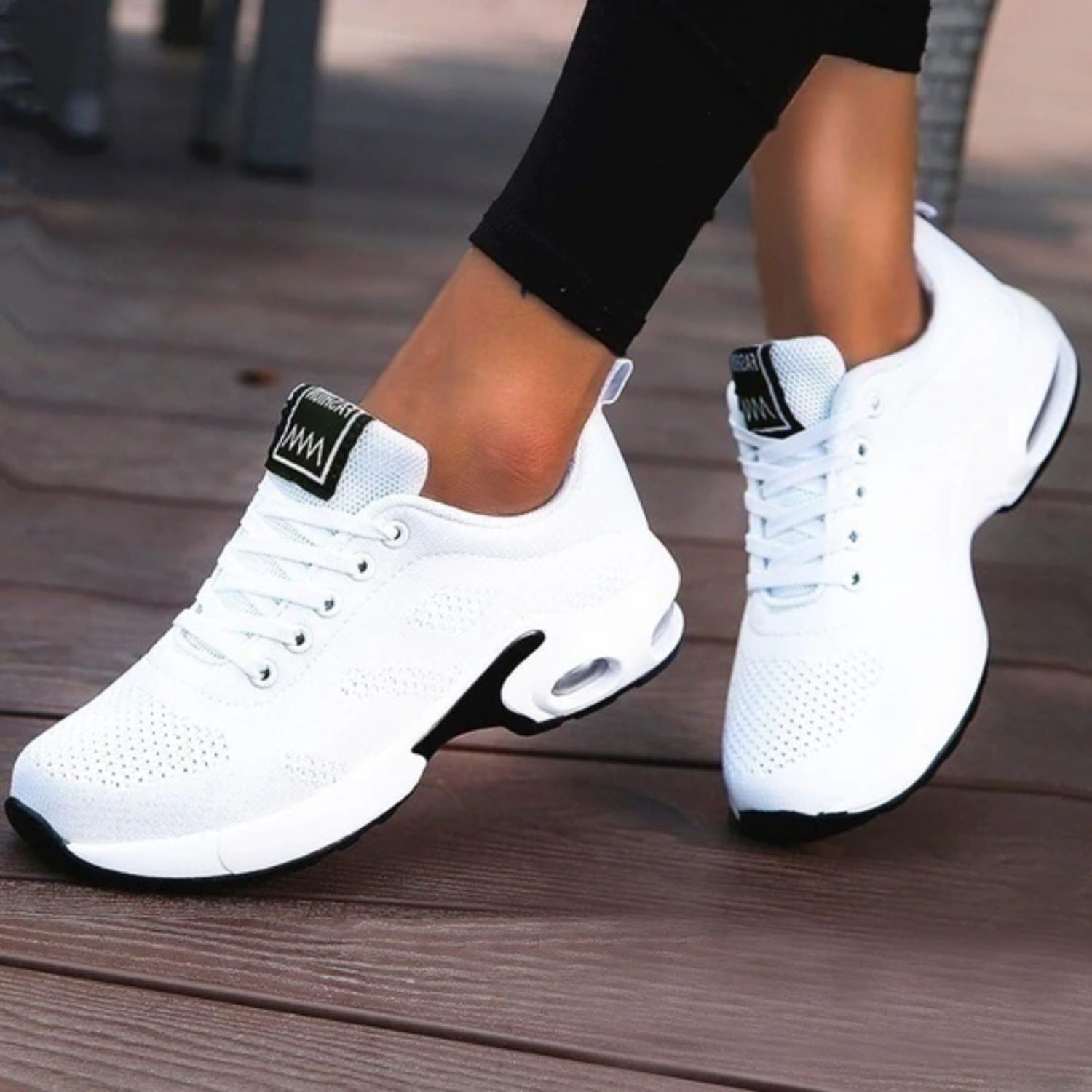 Weiße leichte Damen-Sneaker Liora