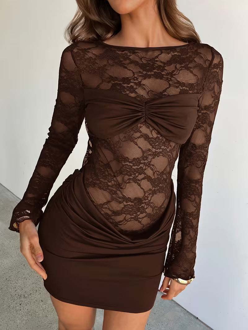 Noctyra Lace Dress | Mini-Kleid aus Spitze mit Offenem Rücken & Langen Ärmeln