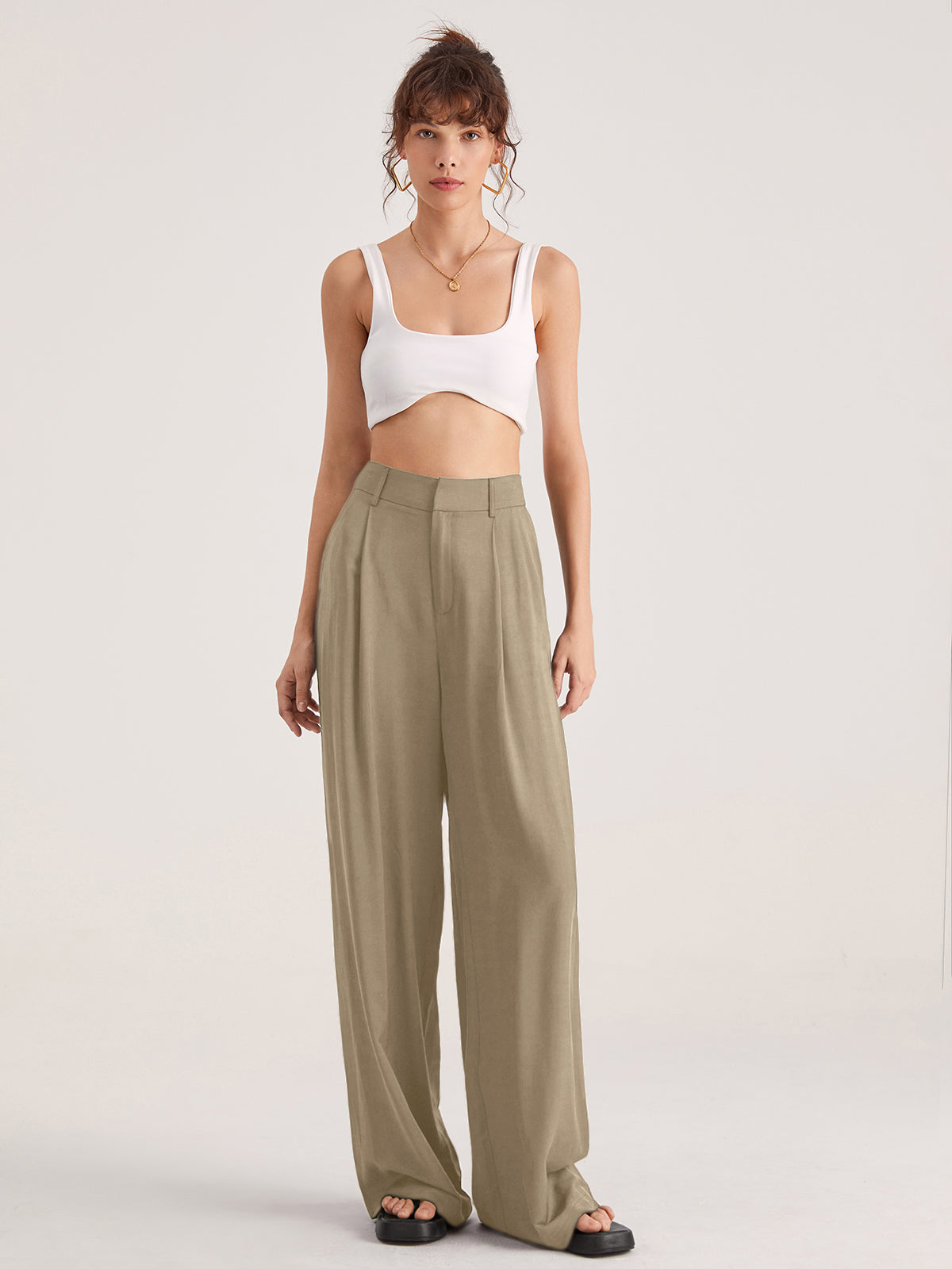 Beige pantalon met high waist en losse fit
