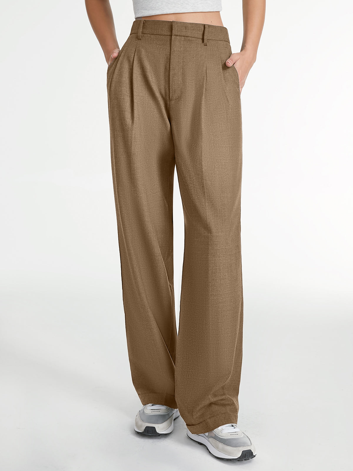 Bruine pantalon met rechte pijp en zakken
