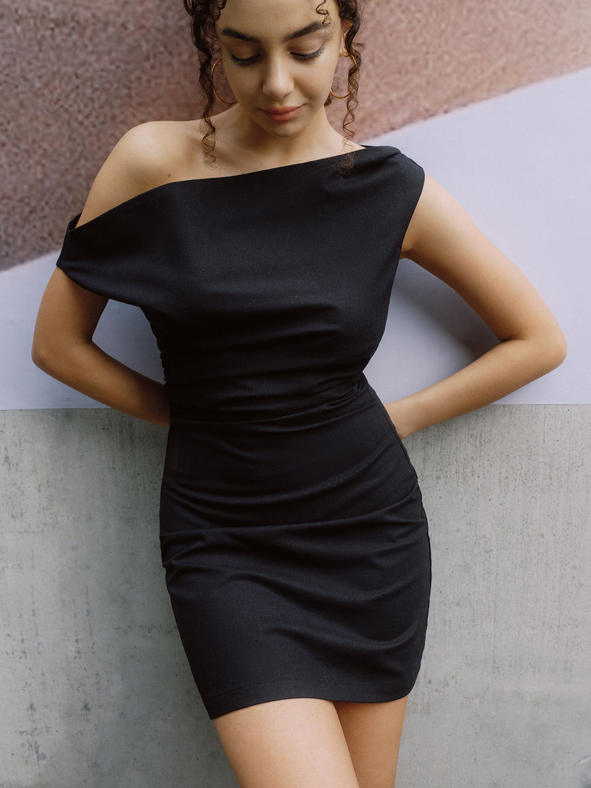 One shoulder zomerjurk in katoen-linnen mix
