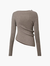 Rückansicht des Mirabel Strick-Tops in Khaki mit asymmetrischem Saum und langen Ärmeln