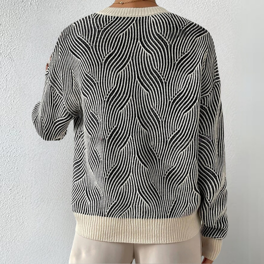 Arianna | Fashionable Sweater with Wavy Pattern