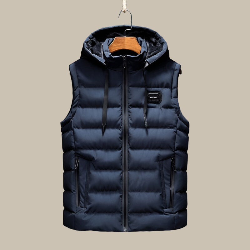 gewatteerde bodywarmer met hoge kraag en capuchon
