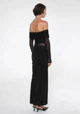 Divine Dream Maxi-Kleid – Frontansicht im Studio, eleganter Maxirock