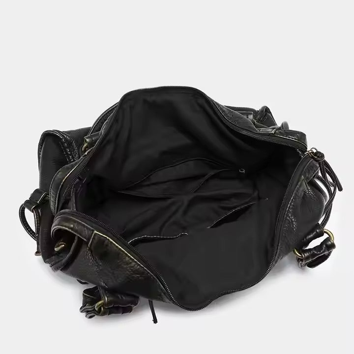 Schwarze Maverick Schultertasche aus veganem Leder