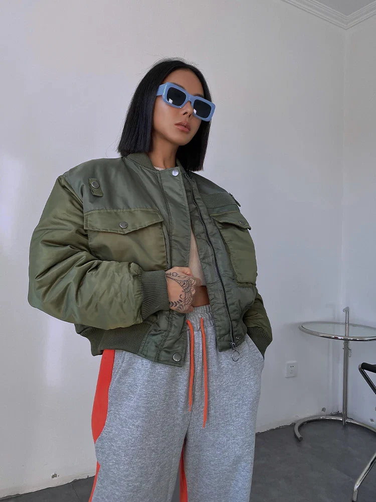 Utility Bomberjacke in Olivgrün mit Taschen vorne