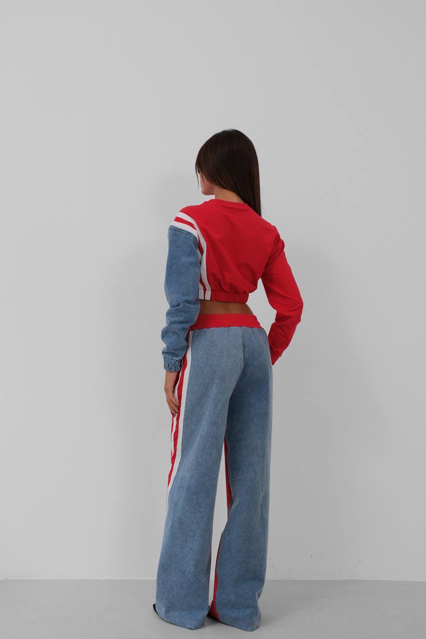 Taliya Tracksuit Damen rot colorblock mit Denimdetails
