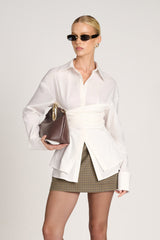 Weiße Oversize-Bluse mit Taillen-Wrap – Damenmode
