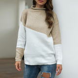 Anselma Stijlvolle Trui in Khaki met schuine kleurovergang, zachte stof en trendy uitstraling.