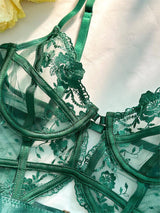 Verleina Dessous Set | Luxus-Spitze mit Stickereien & Strumpfhaltern