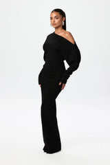 Amara Off-Shoulder Knit Maxi Dress zwart voorkant
