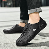 	Zwarte casual herenschoenen met moderne golfrand en vetersluiting