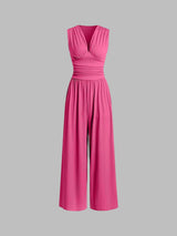 Elvara Jumpsuit in Pink ohne Modell – Flatlay-Ansicht mit V-Ausschnitt und Wide-Leg
