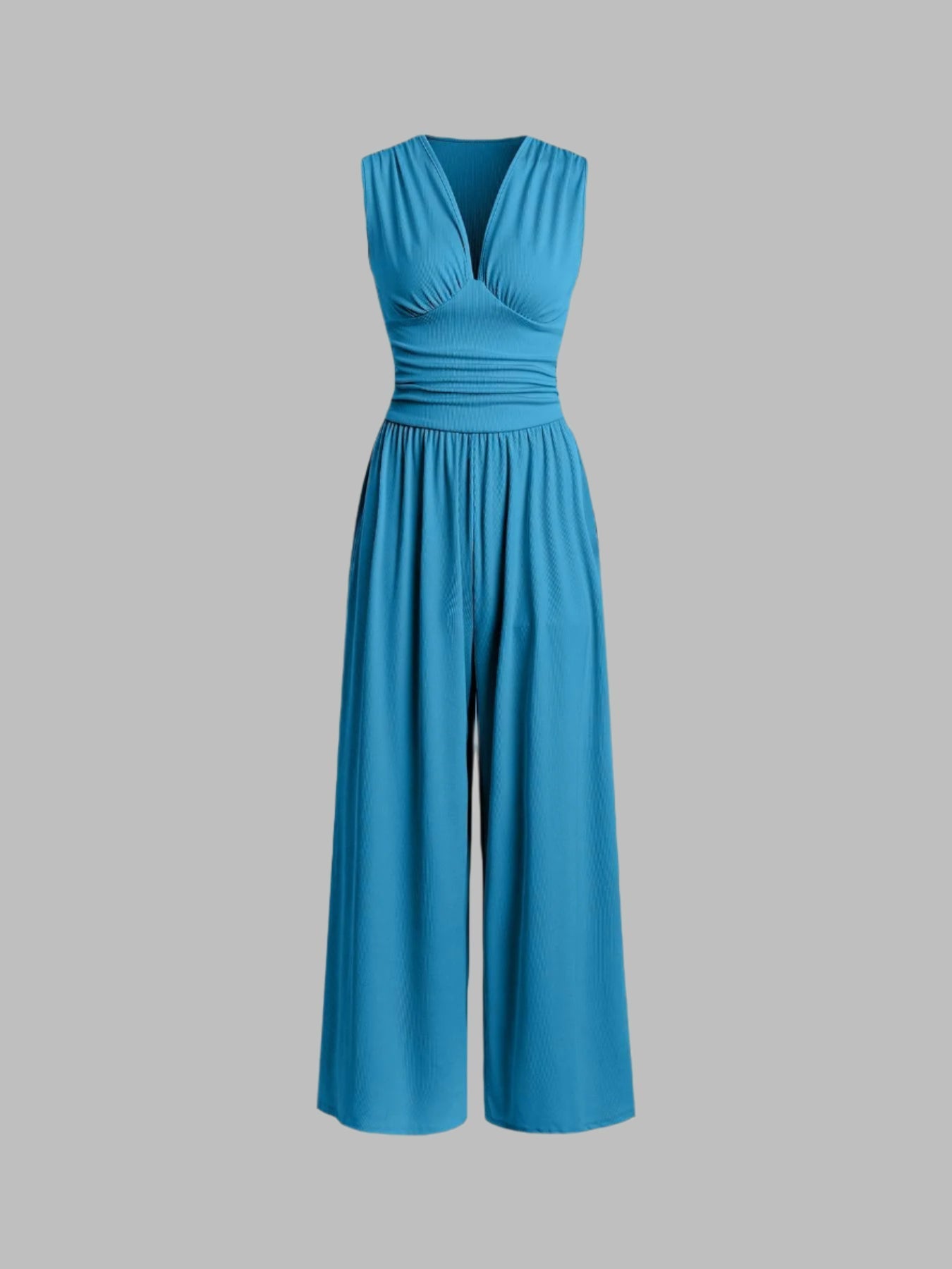 Elvara Jumpsuit in Blau ohne Modell – Flatlay-Ansicht mit V-Ausschnitt und Wide-Leg