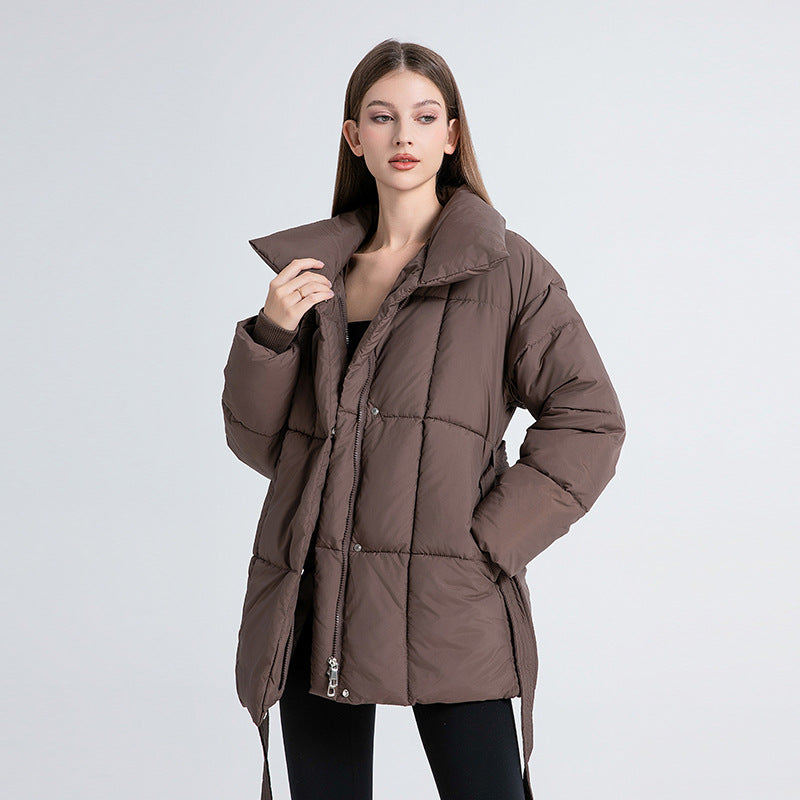 Arctic Allure | Taillierte Damen Winterjacke mit Gürtel & Eleganter Look