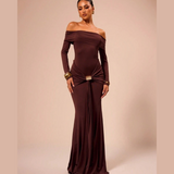 Chique off-shoulder bruine galajurk met lange mouwen
