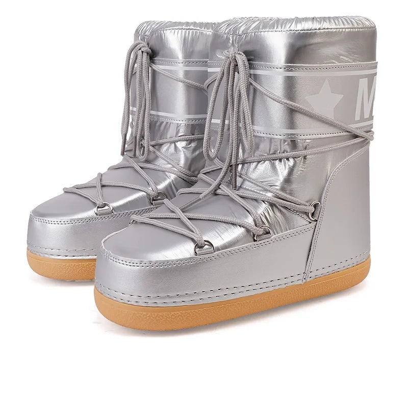 ilberne Snowboots mit metallic Look und rutschfester Gummisohle