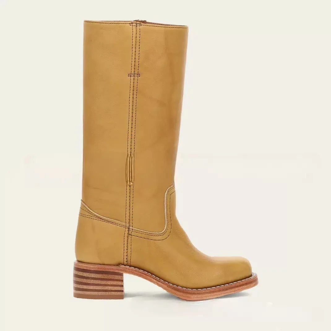 Ockergelbe Cassidy Western Boots von Talaine mit Ziernähten