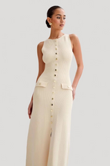 Mouwloze crèmekleurige jurk, elegant en zomers