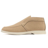 Beige suèdelook instappers met witte zool