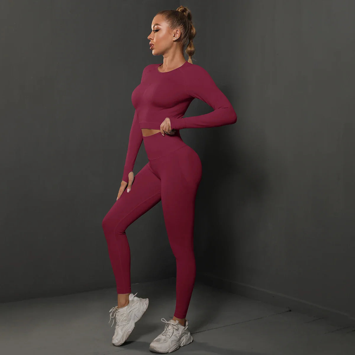 Zweiteiler Damen Sport in Weinrot, seamless Leggings + Top
