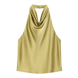 Satin Neckholder-Top Damen mit offenem Rücken – Lacey von Talaine, Styling-Ansicht