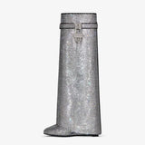 Noarè Statement-Boots in Silber mit luxuriösem Glanz