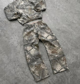 outdoor look met camouflage outfit
