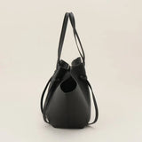 Avoria Tote Bag in Schwarz aus veganem Leder
