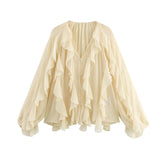 flowy blouse met ruffles
