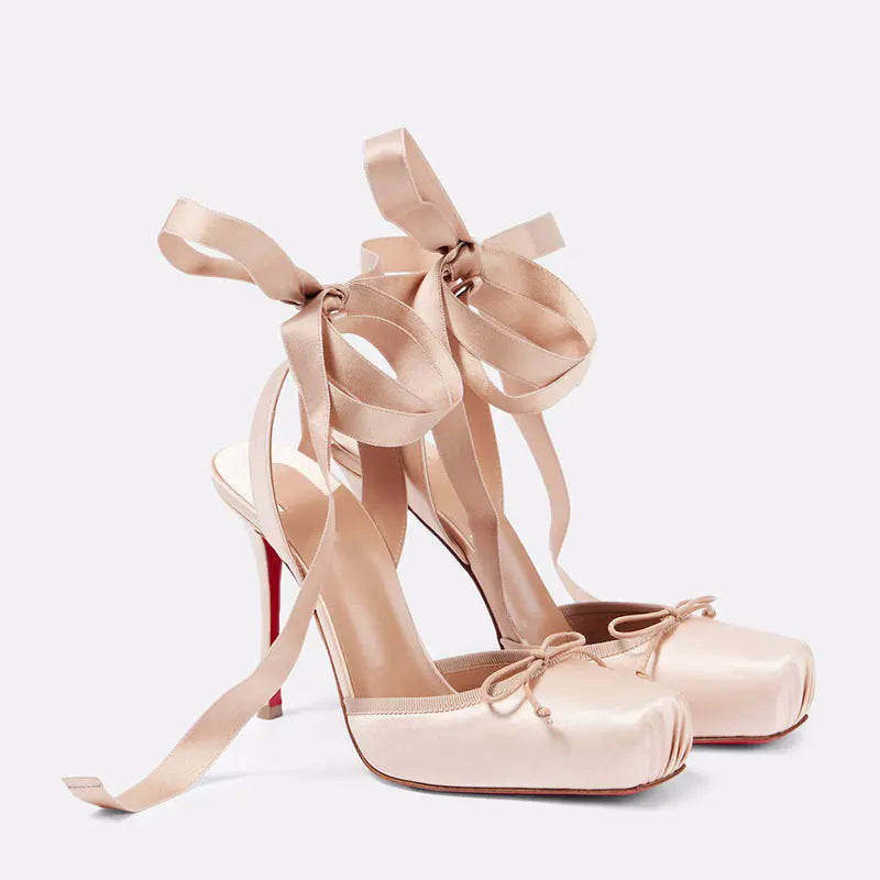 Seraphine Ballet Heels in Blush Satin – elegante High Heels mit Schleifen