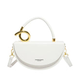 Amara Retro Halbmond Crossbody Bag in Weiß mit goldenen Details
