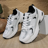 Venyra Chunky Sneakers Damen weiß mit schwarzen Akzenten