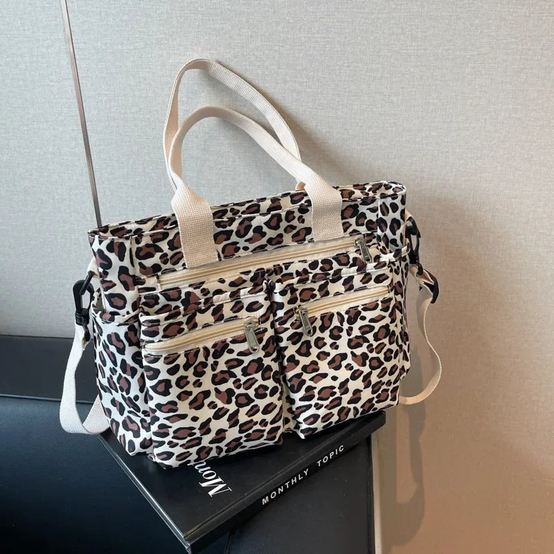 Roar Chic Tote | Shoulder Bag 