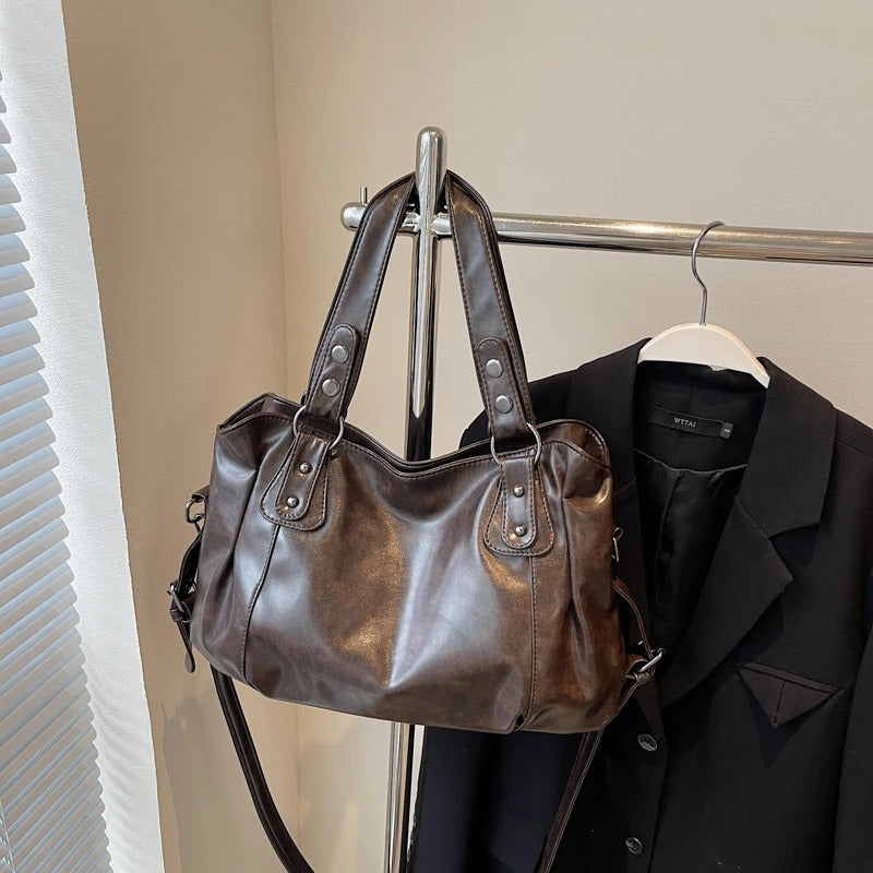 Kaffeebraune Velmira Vintage Tasche von Talaine aus veganem Leder