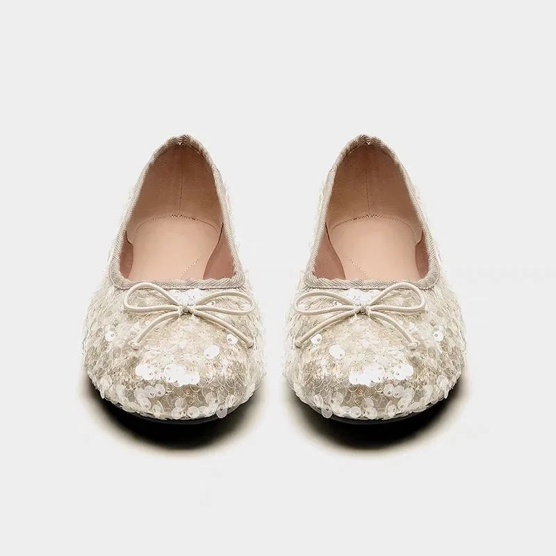 Veloura Pailletten-Ballerinas Schwarz – weitere Detailansicht der funkelnden Pailletten