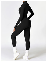 FrostFlex Einteiler | Warmer Winter Jumpsuit für Damen – figurbetont & bewegungsfrei